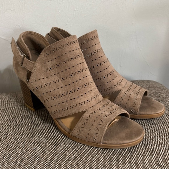 Dept 222 Shoes - Dept. 222 tan suede heeled sandals , size 8 1/2.